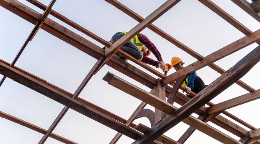 Professional gutter cleaning services in Lebanon, CT